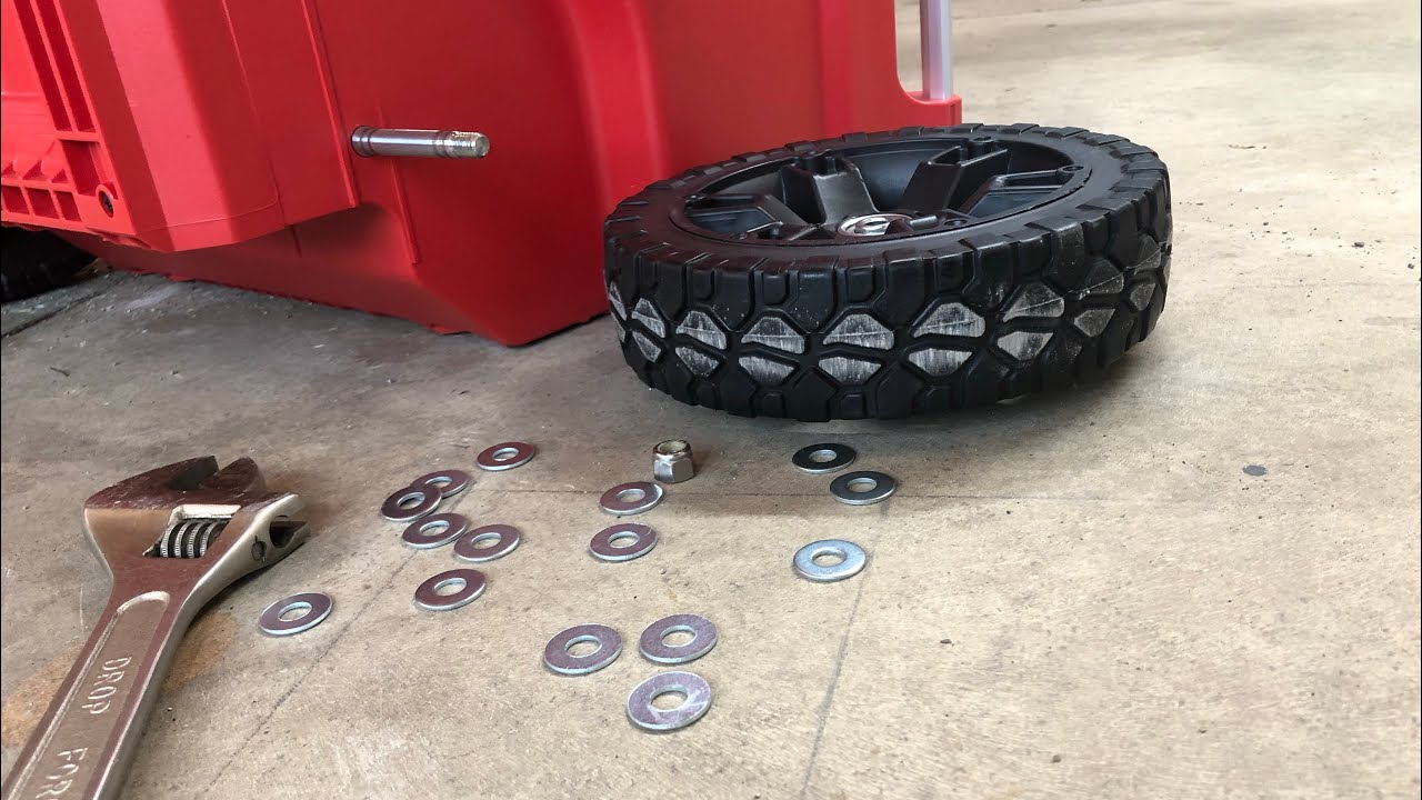 Milwaukee PACKOUT-Are Your Wheels Loose?