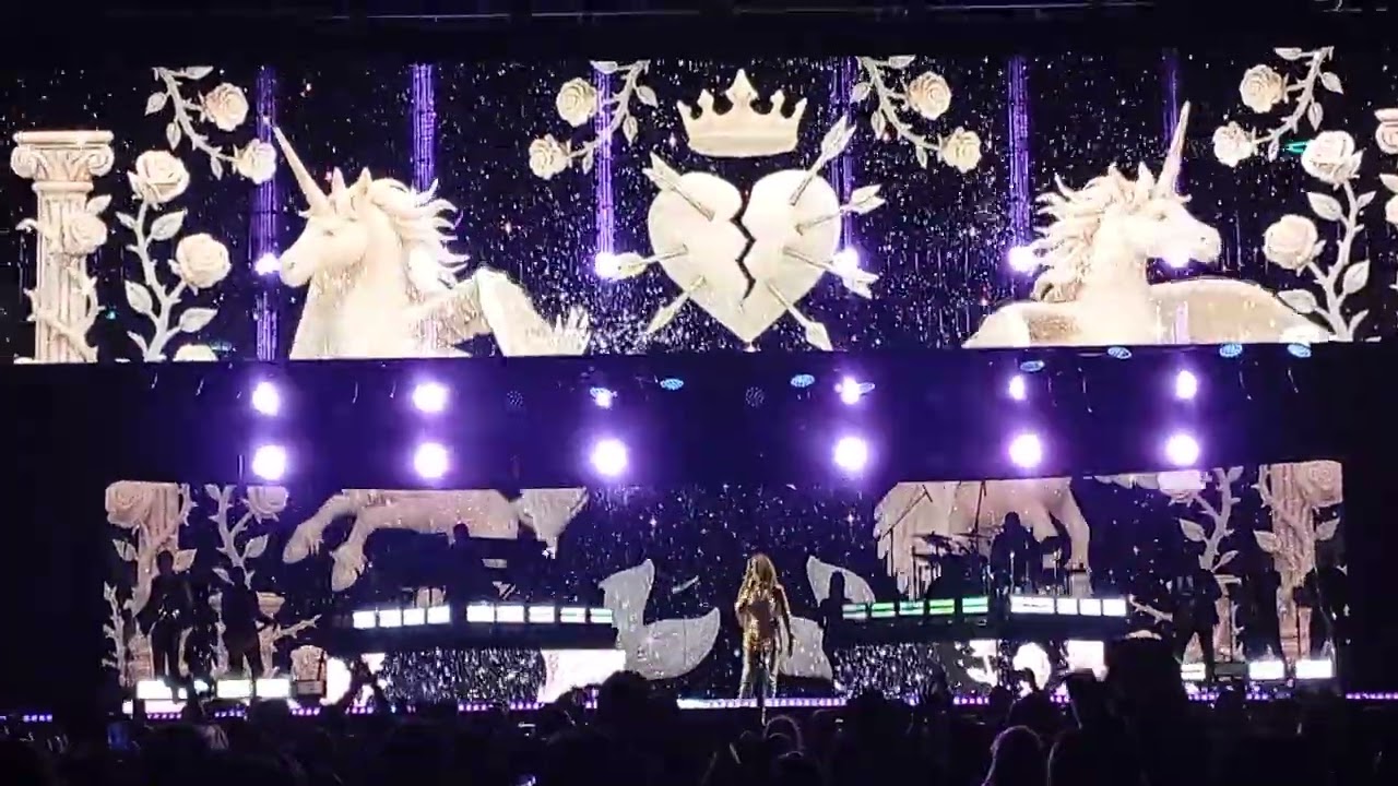 Asi de intenso se canto vestida de azúcar en el día del amor y la amistad en Puebla con Gloria 