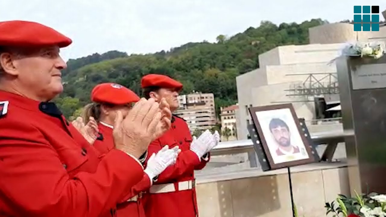 Homenaje al ertzaina Txema Agirre asesinado por ETA