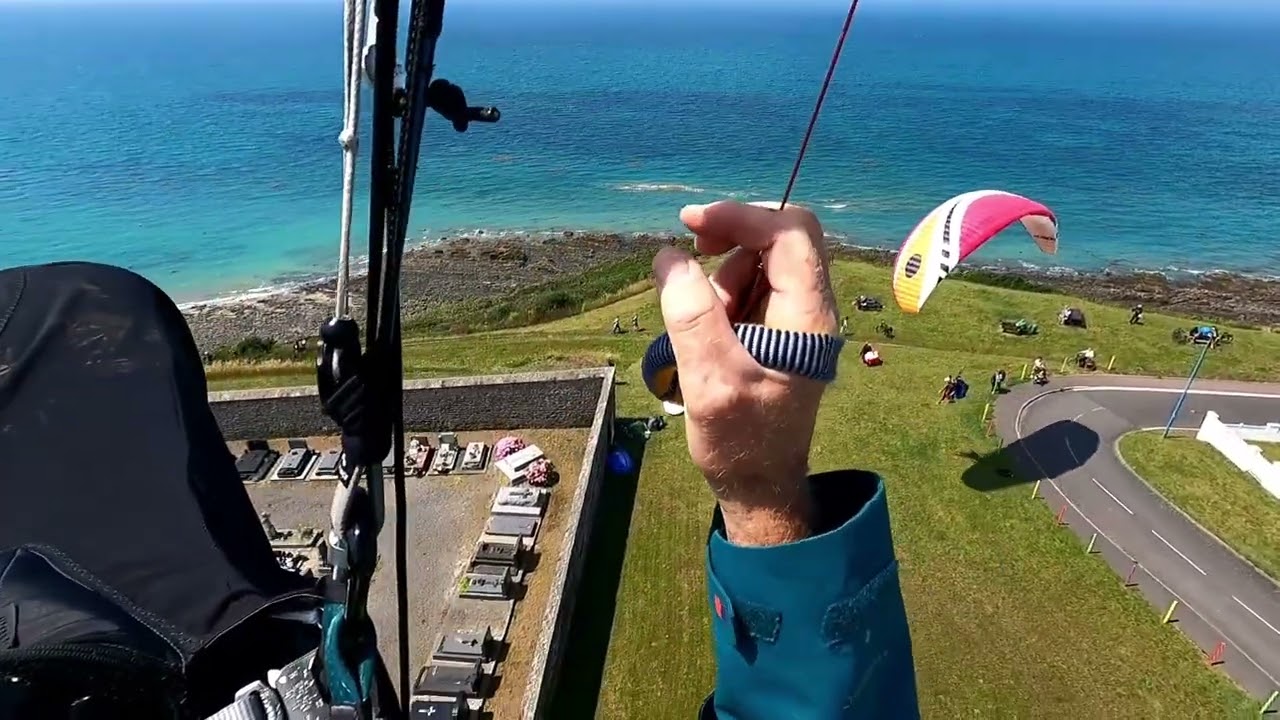 Paragliding in Granville/ Frankreich Normandie