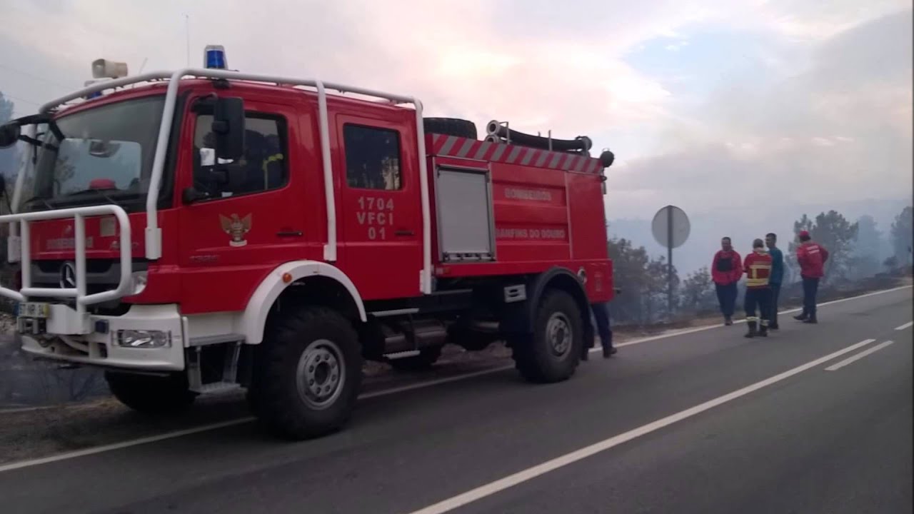 INCENDIO EN POSSACOS TERMINOS MUNICIPALES DE VILA REAL Y BRAGANZA PORTUGAL 22AGT2015