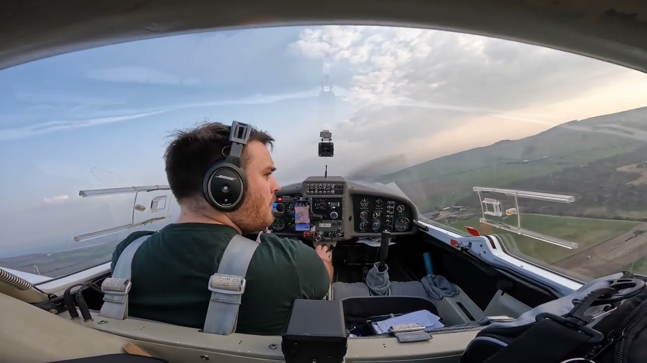 Diamond HK36 Super Dimona Takeoff
