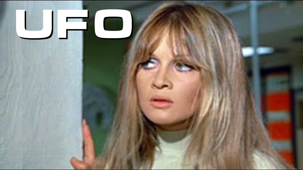 Reflection of Anouska Hempel