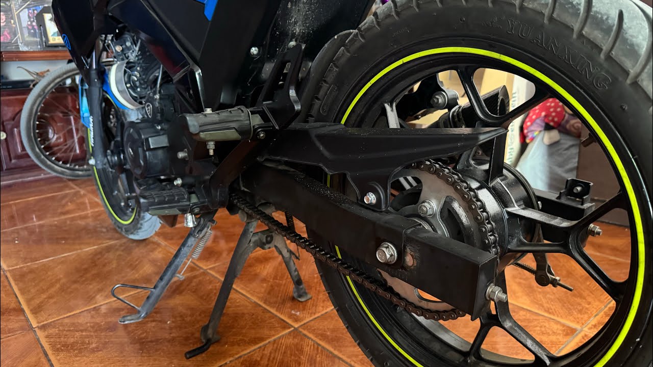 CAMBIAMOS PASO DE CADENA⛓️ A LA FT250GTS🏍️😱, la pasamos de paso 520 a 428 video tutorial✅