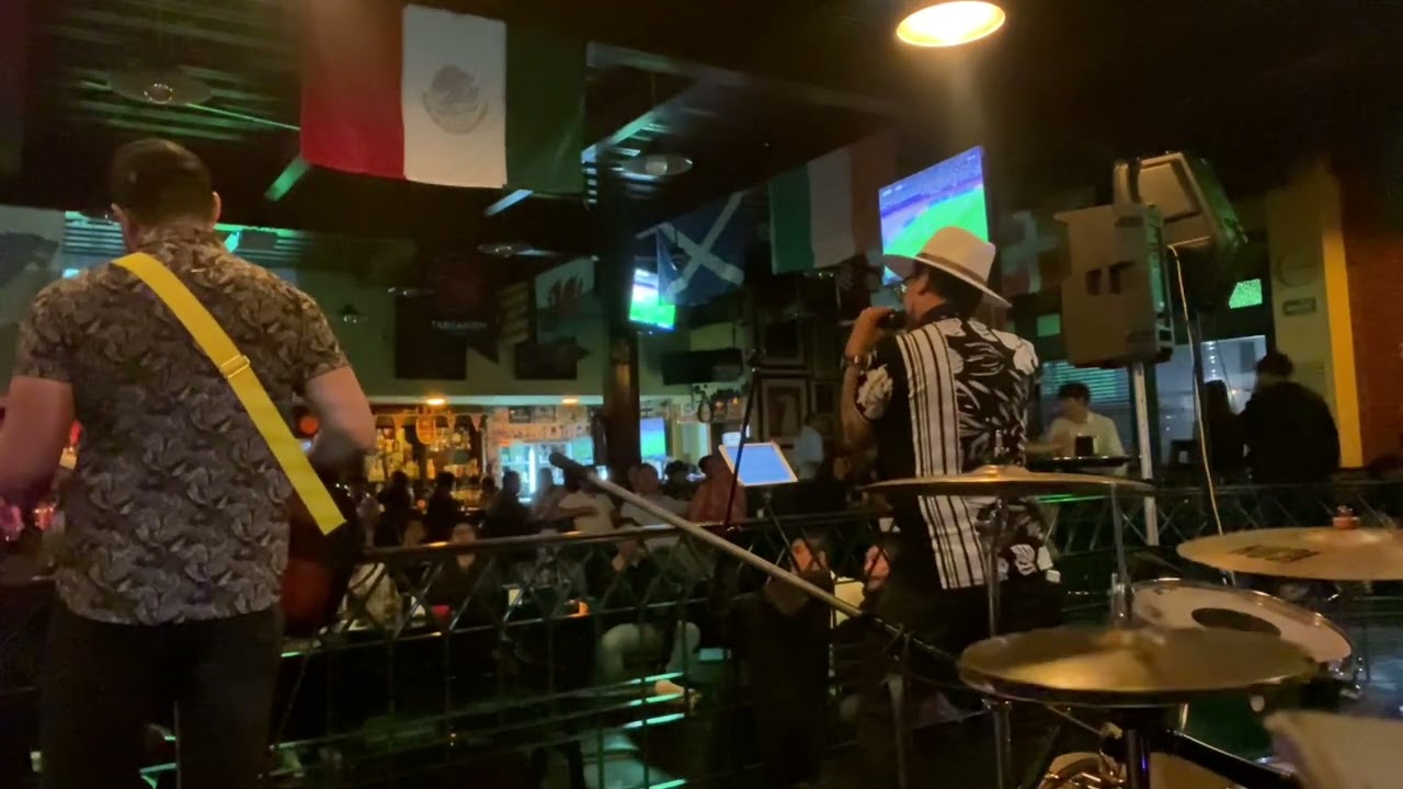 Babas&oacute;nicos - Carism&aacute;tico / Cover The Rockstars En Rata Roja Pachuca