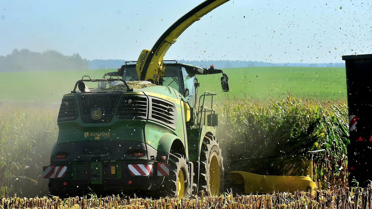 Samojezdna sieczkarnia polowa John Deere 9500i Pokazy - Cieszymowo #fliegl#case#johndeere#kukurydza🌽