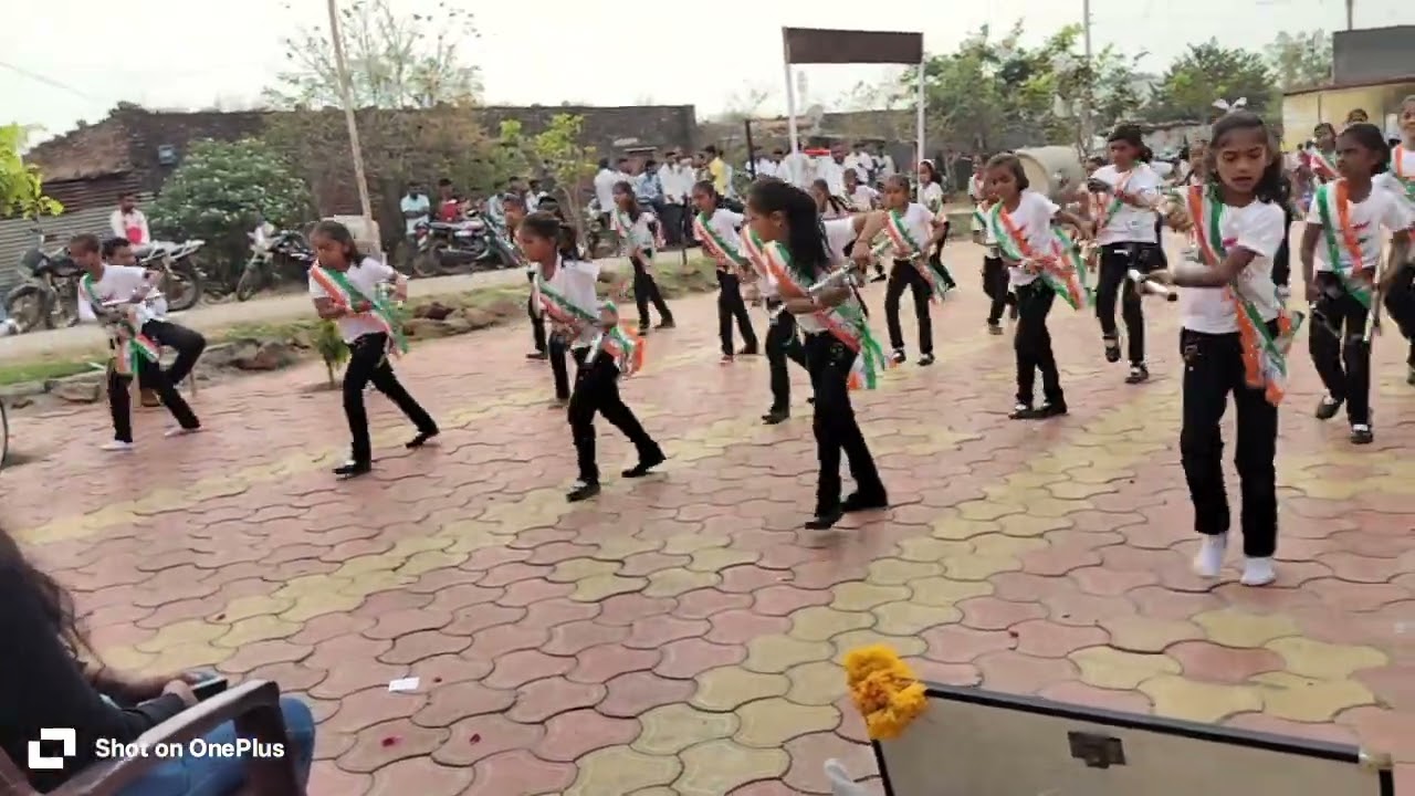 प्रजासत्ताक दिनाच्या दिवशी लेझीम सादरीकरण 🌹🌹