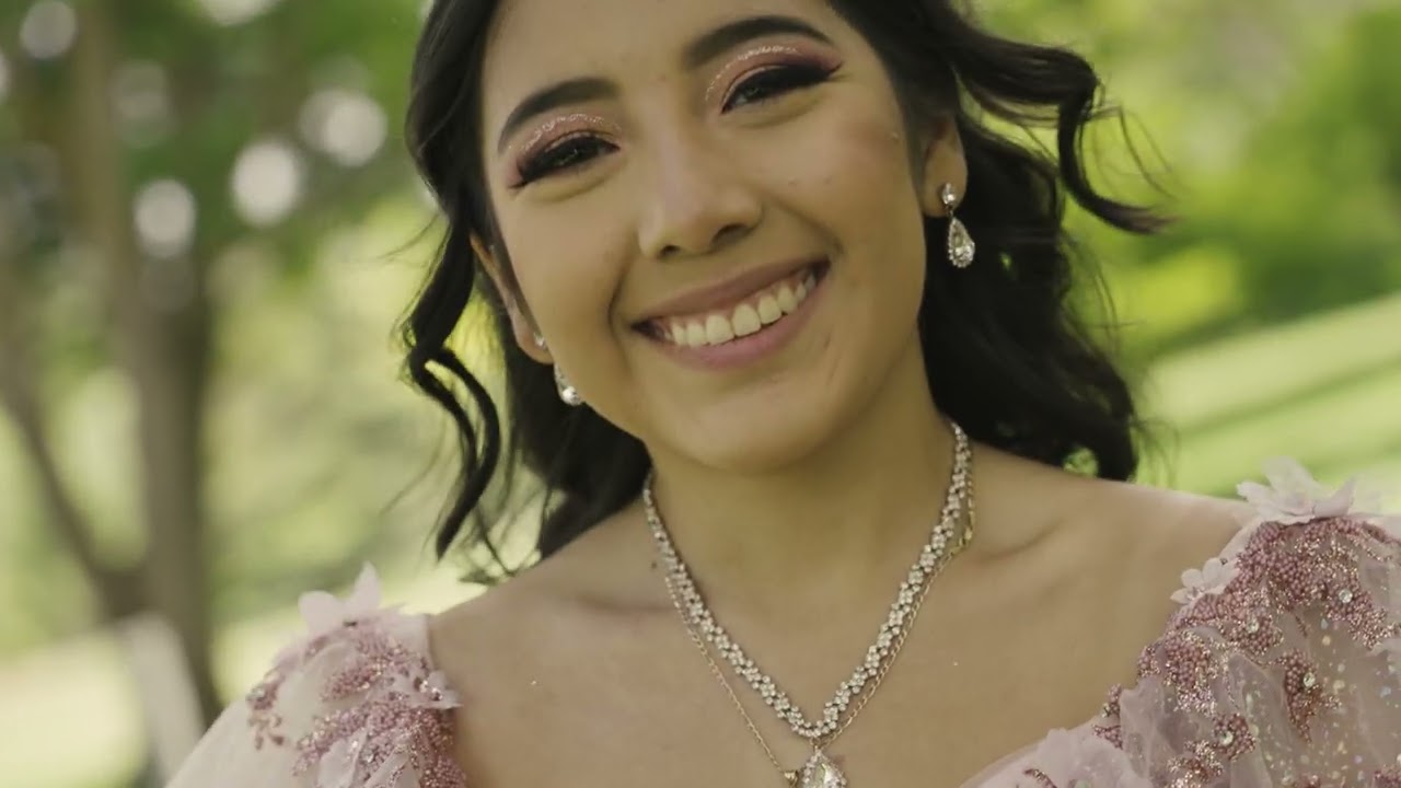 Juliana Quinceañera Film | Yakima WA