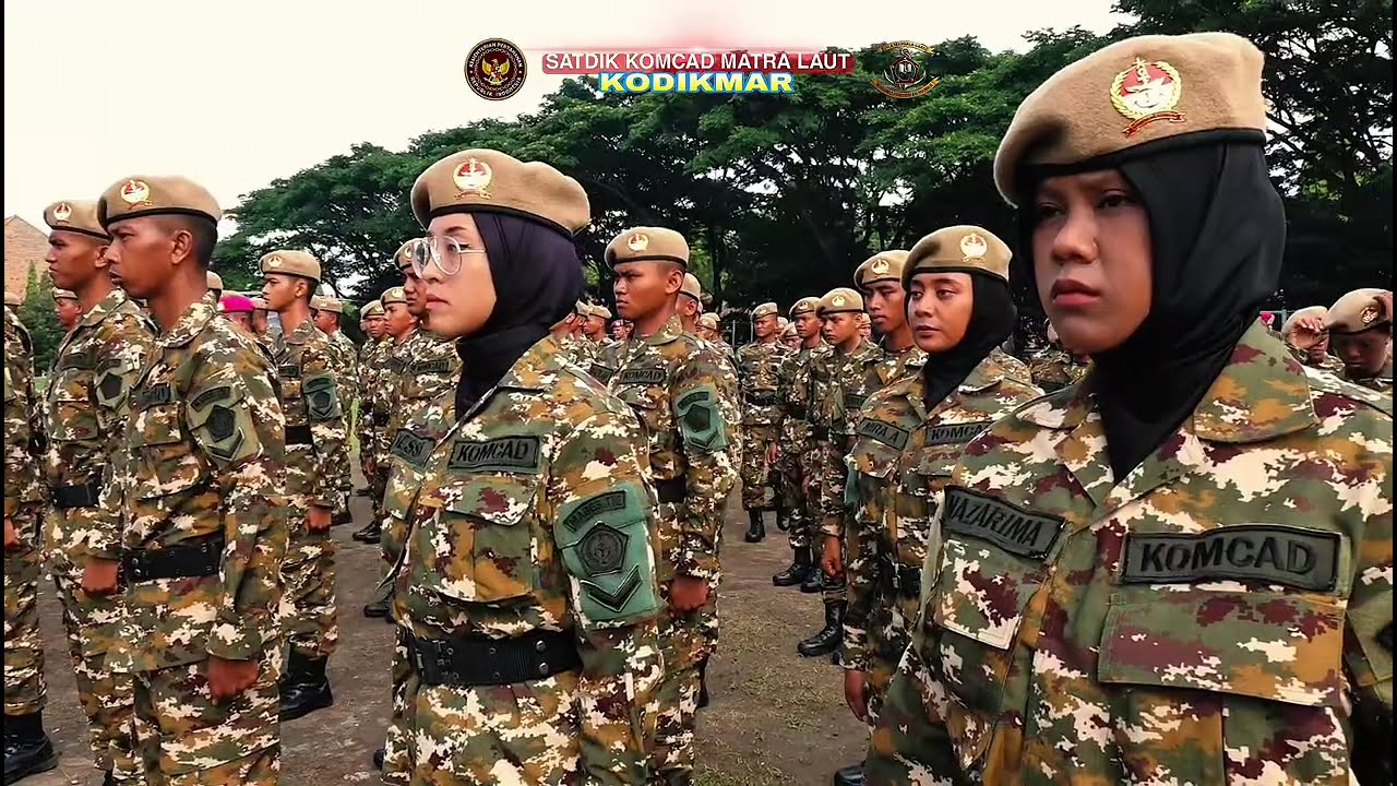 UPACARA PENETAPAN, DEMONSTRASI DAN DEFILLE KOMCAD MATRA LAUT III 2025 Di KODIKMAR SIRABAYA.