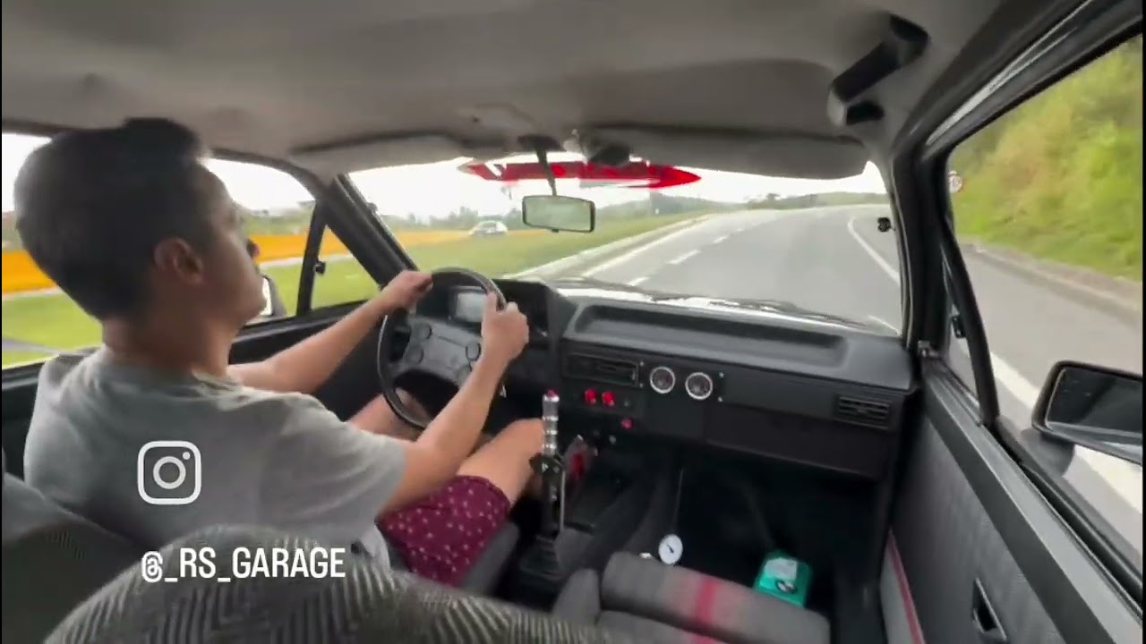Gol 86 turbo acelerando forte