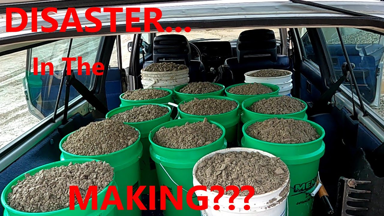 1000 Pounds of Gravel in a 30 year old wagon @volvo240life