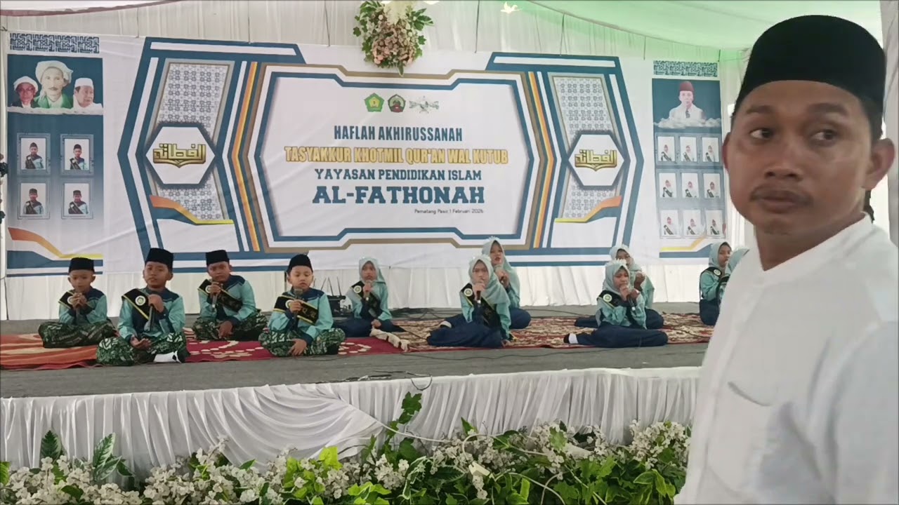 Penuh barokah do'a khotmil Qur'an oleh santri khotimin 