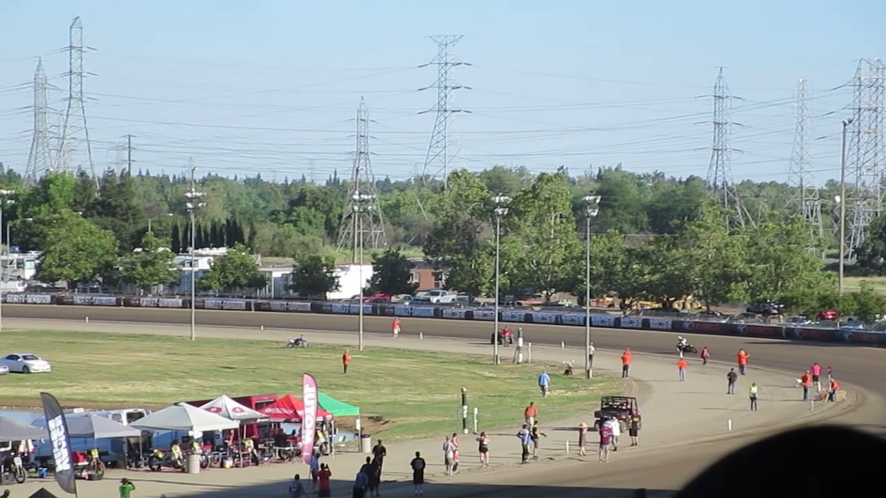 Sacramento Mile - Kenny Roberts Actual TZ750 Yamaha 2 Stroker Ride!!
