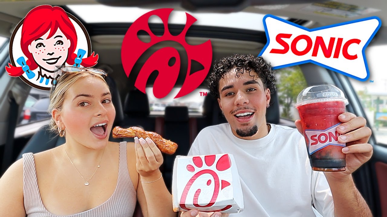 Eating The MOST POPULAR Food Items On Fast Food Restaurant Menus!