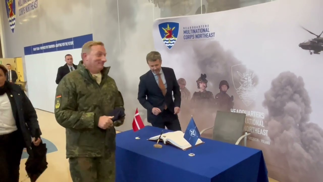 Król Danii w korpusie NATO