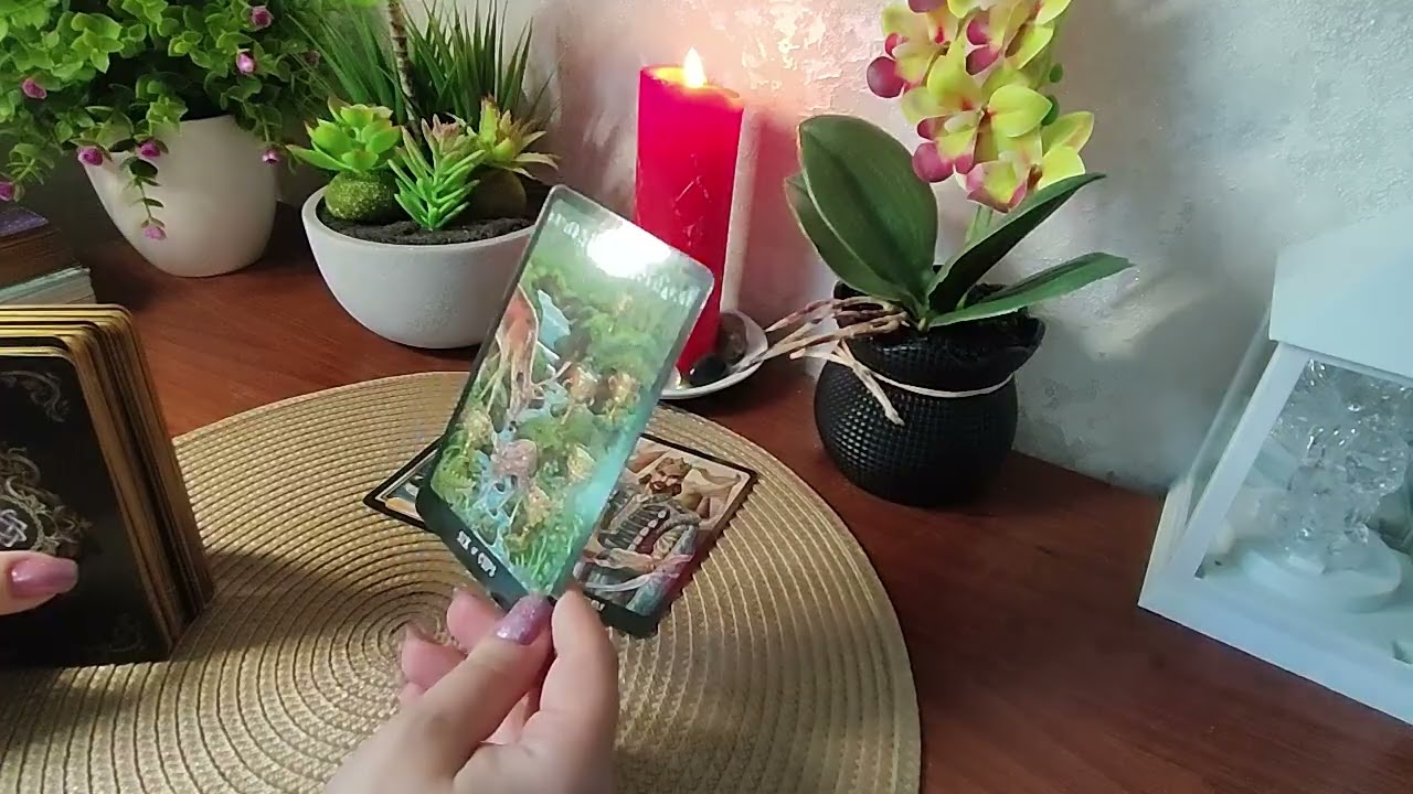 💫🔮🔎Кто он, ваш суженый⁉️ Расклад таро на 4 Королевы😍🤩❤️☘️