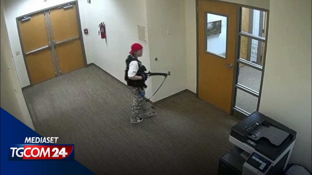 Sparatoria Usa, la killer aveva due fucili e una pistola