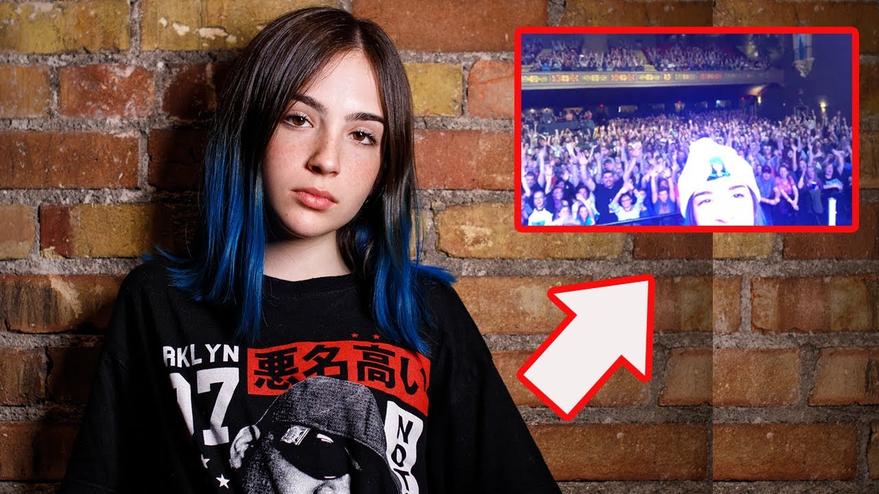 SINGING IN FRONT OF THOUSANDS!! - World Tour Vlog