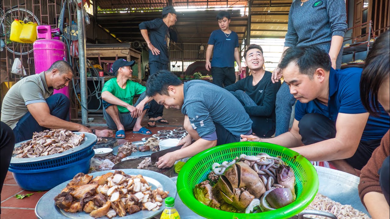 Toàn Cảnh Bữa Cỗ Thịt Lợn Chia Phần Lòng Lợn Tiết Canh Ngày Giáp Tết Quê Lúa Thái Bình #5