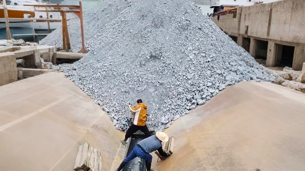 The Ship Was Loaded With 1,300 Tons Of Phosphate Rock And Unloaded Completely #funny #ship