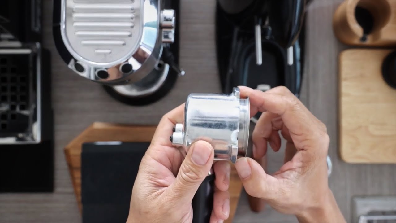 How to modify the Portafilter DeLonghi Dedica EC685 using a non pressurized filter basket and test.