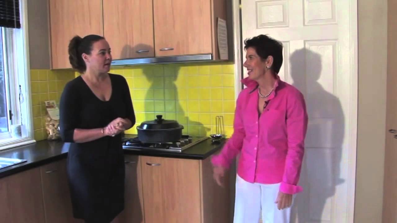 Feng Shui lesson for your home with Chris Brazel - It's All In The House