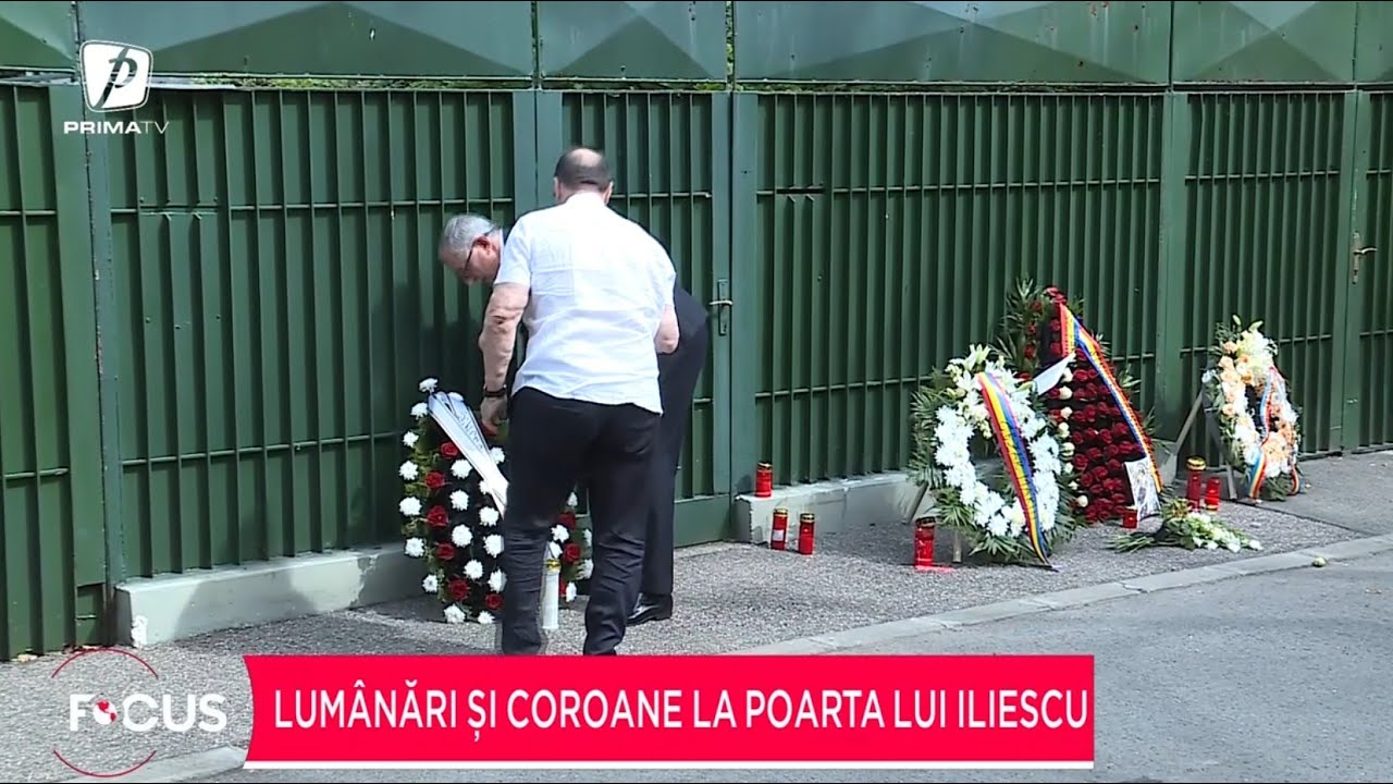 Coroane şi lumânări la casa lui Ion Iliescu. Soţia lui, Nina, a lipsit de la funeralii