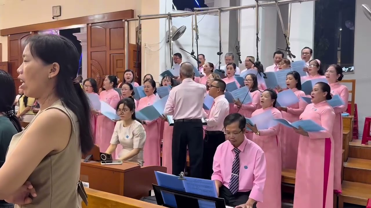 Dâng Mẹ st Hoài Duc TBCa Đoàn Mẹ Thiên Chúa - Giáo Xứ Bình Sơn