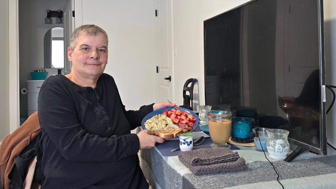 Morning chat with Scrambled Eggs Ham Toast Strawberries Yogurt n Coffee 