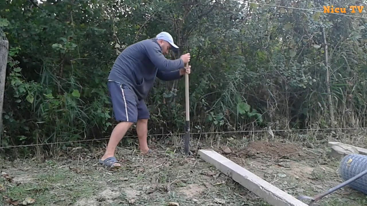 Am demolat gardul vechi și am făcut unul nou la grădina mare !!!