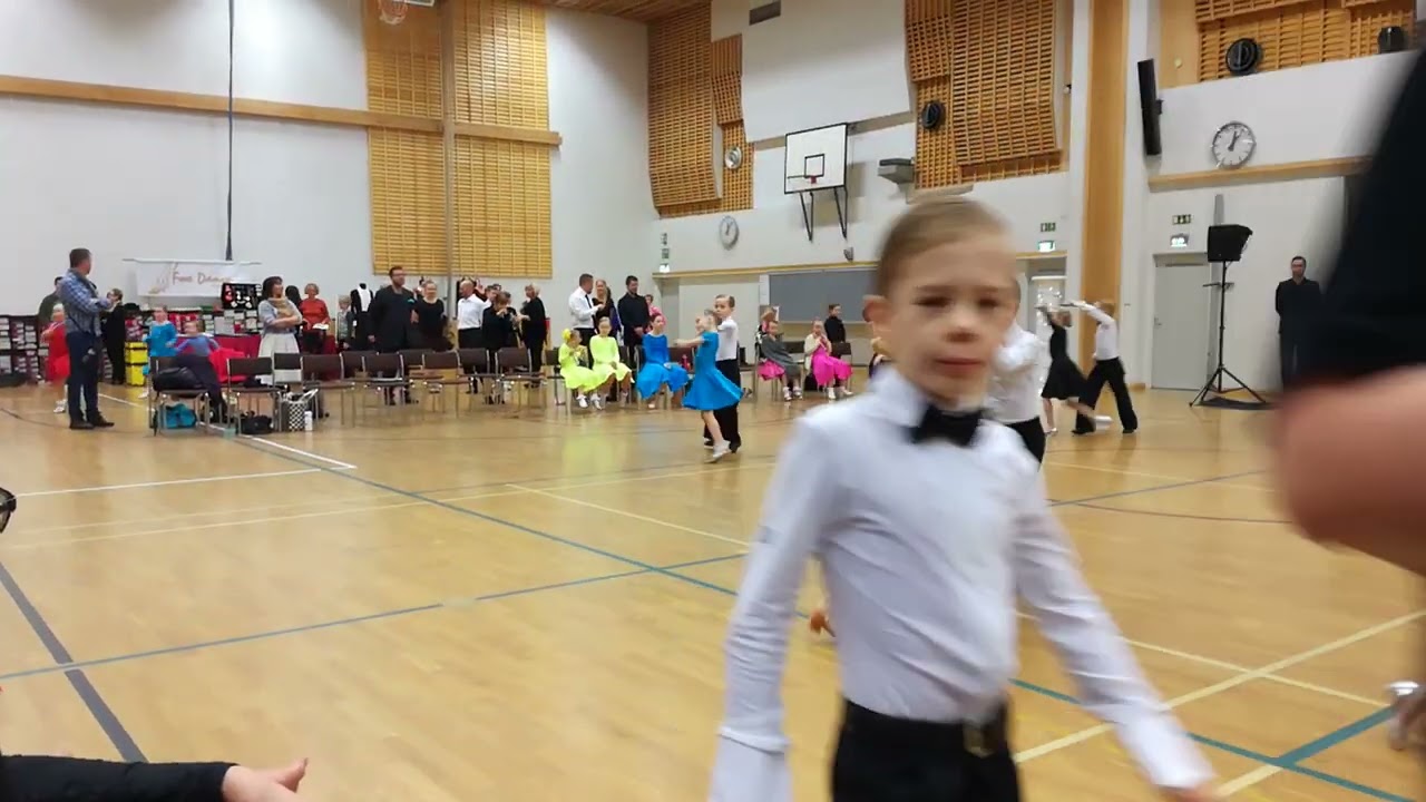 20171209 120725 Mikael - Darja samba