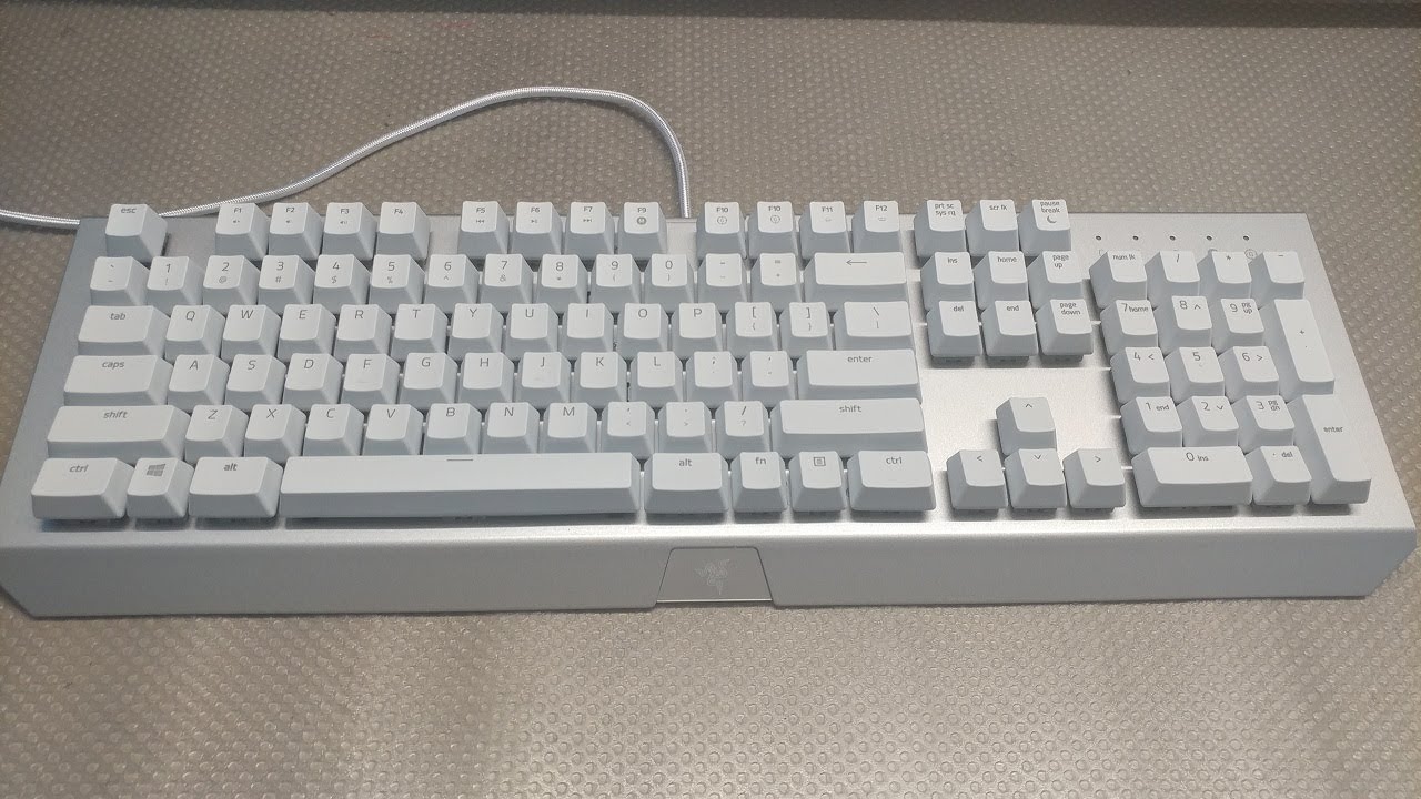 Razer BlackWidow X Chroma Mercury Edition Review (Razer Green Swtich)