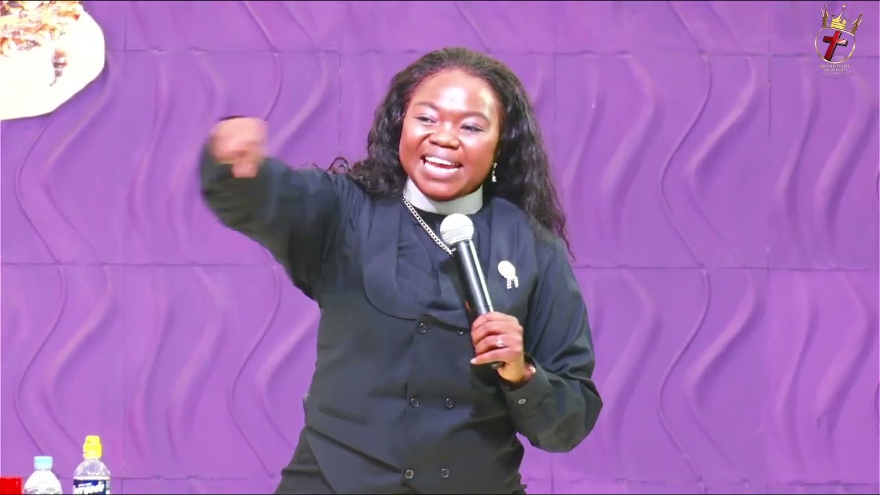 SUNDAY VICTORY SERVICE/A MONTHTO EMERGE/APOSTLE LUNGI M