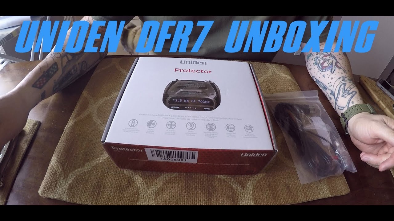 Uniden DFR7 GPS Radar Detector Unboxing