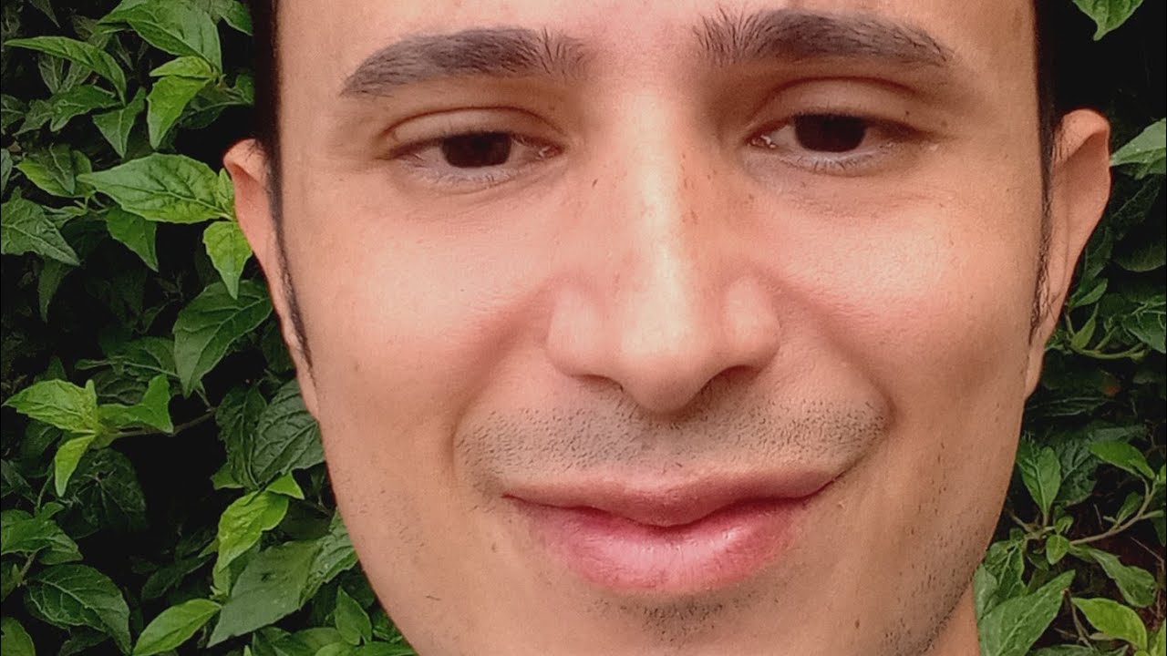 Alguém pegou a tua foto e sentiu saudades chorou muito vai se posicionar