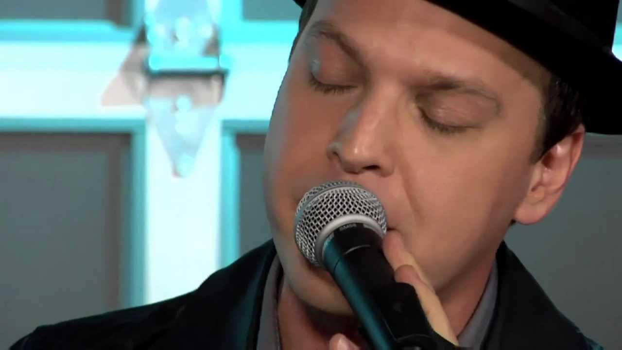 Gavin DeGraw - Grenade (Live At VH1 Top 20)