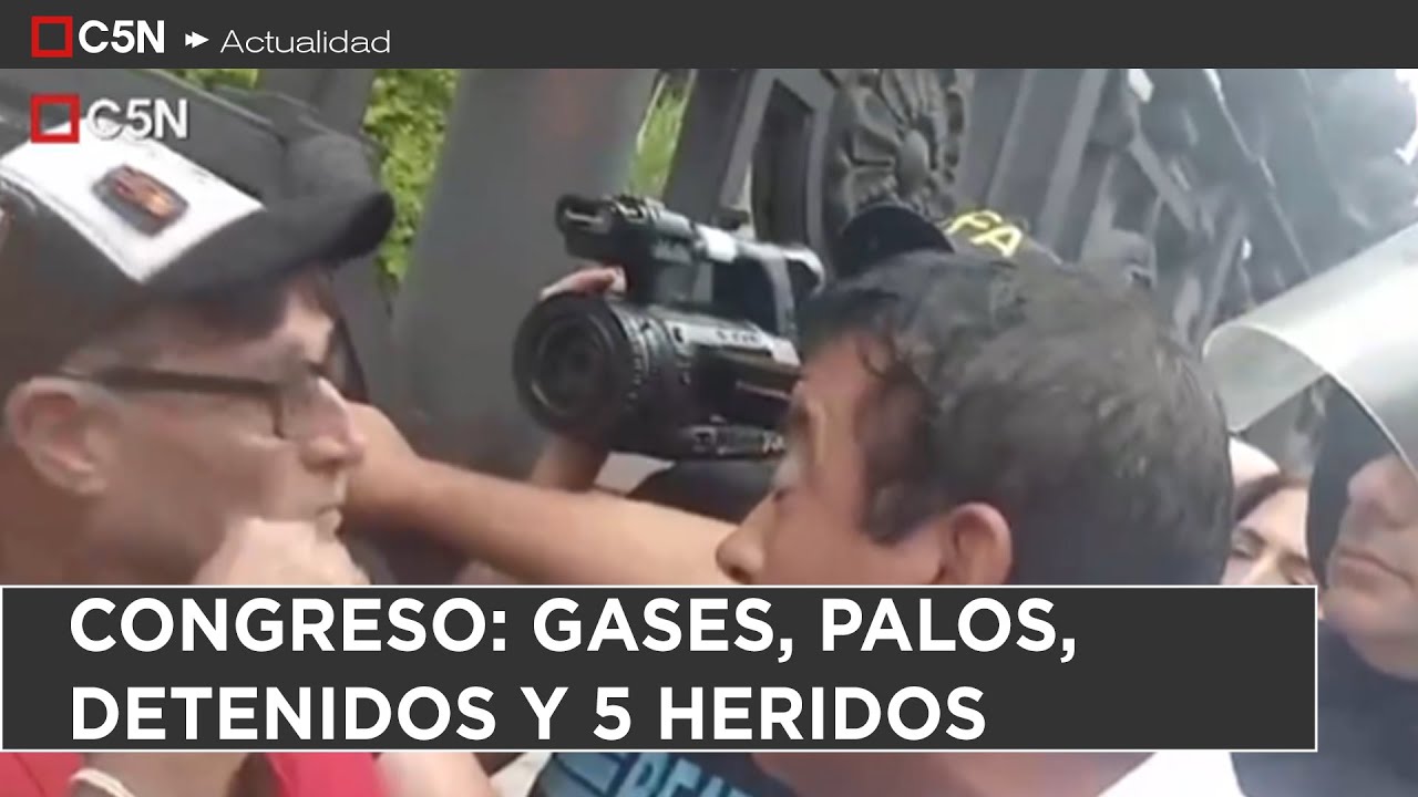 REPRESIÓN en el CONGRESO: DETUVIERON al PADRE PACO y a DISCAPACITADOS