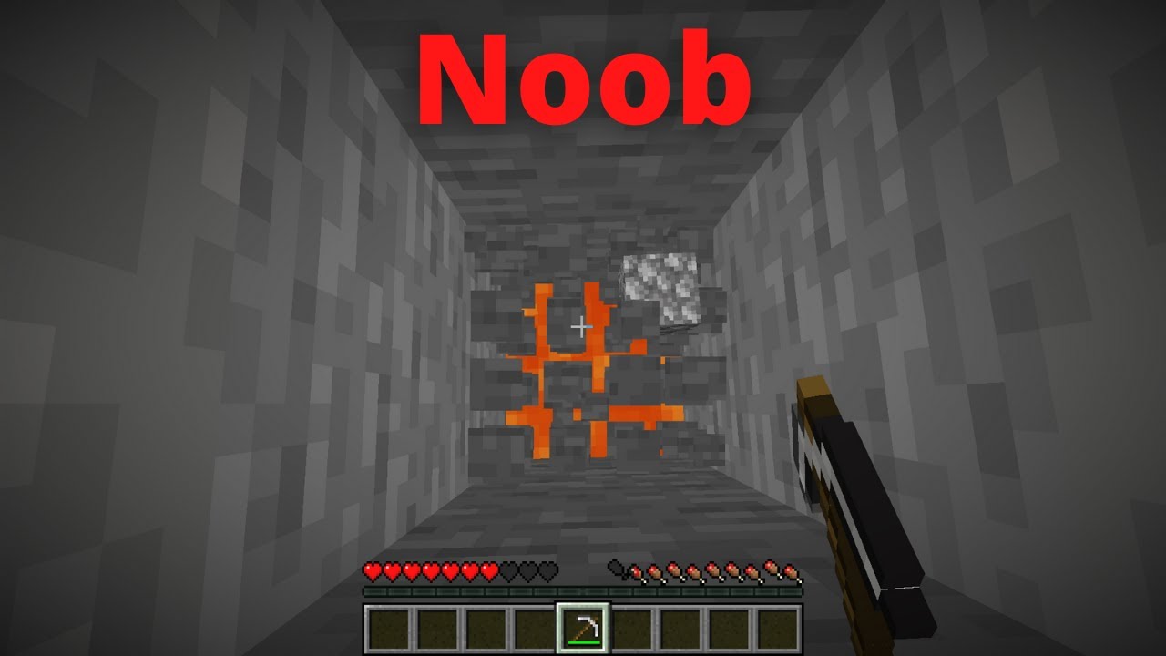 how noob and pro playing minecraft