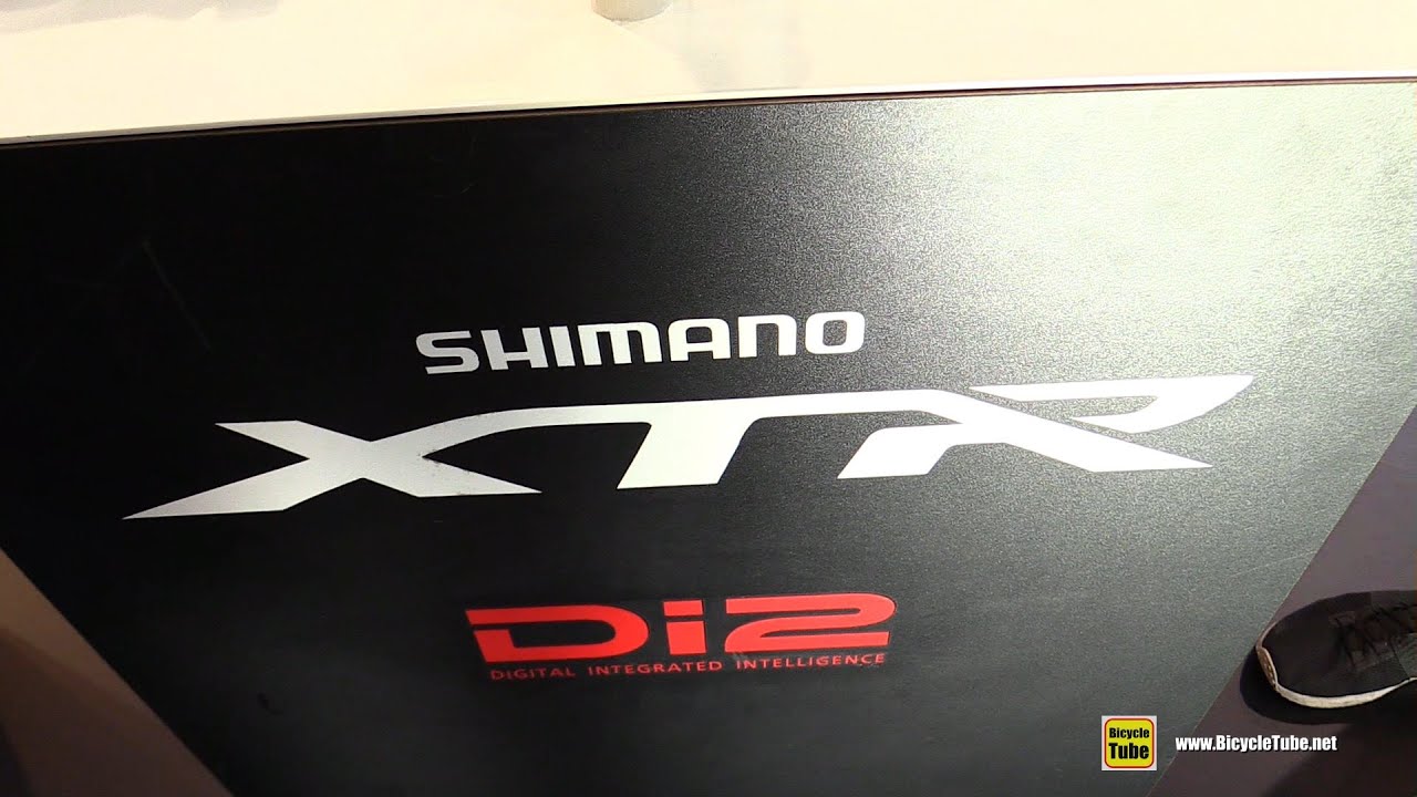 2016 Shimano XTR Di2 Walkaround & Changing Gears Demonstration - Shimano Stand 2015 Eurobike