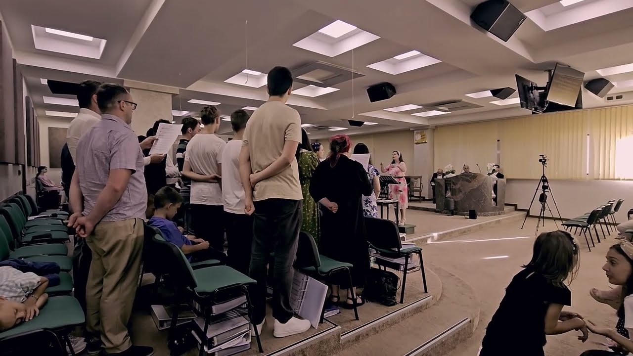 Corul Maranata Verona   De ce eu merit atat