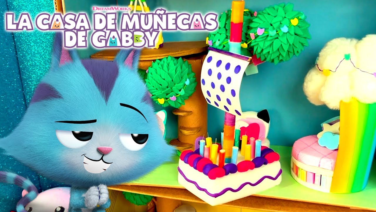 ¡Creando una búsqueda de rompecabezas con Escurrigato! | LA CASA DE MUÑECAS DE GABBY