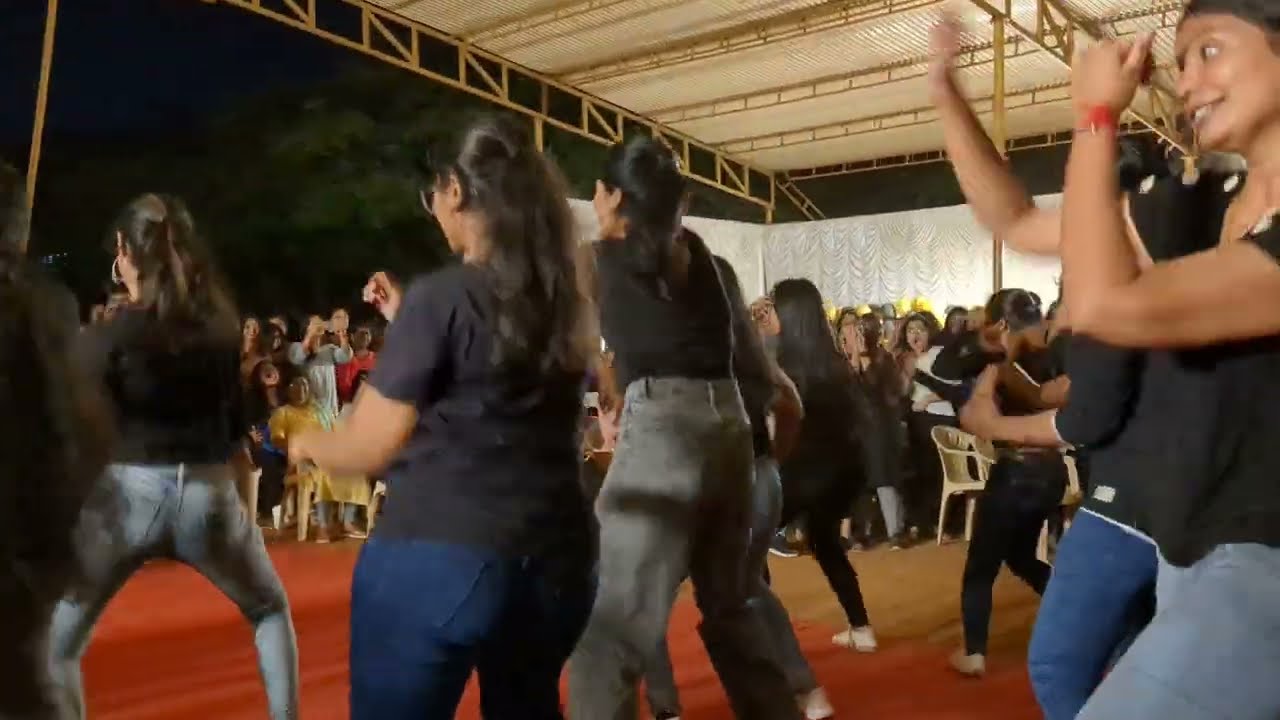 PSG Medical College Students in a Flashmob and Slaying the Dance Floor ✨ #Axon2023 #PSG