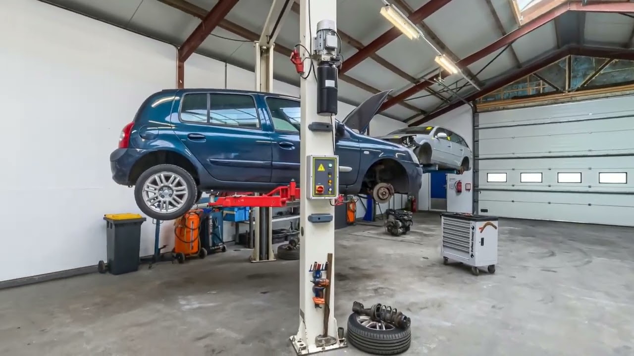 Autodemontagebedrijf R Poeste