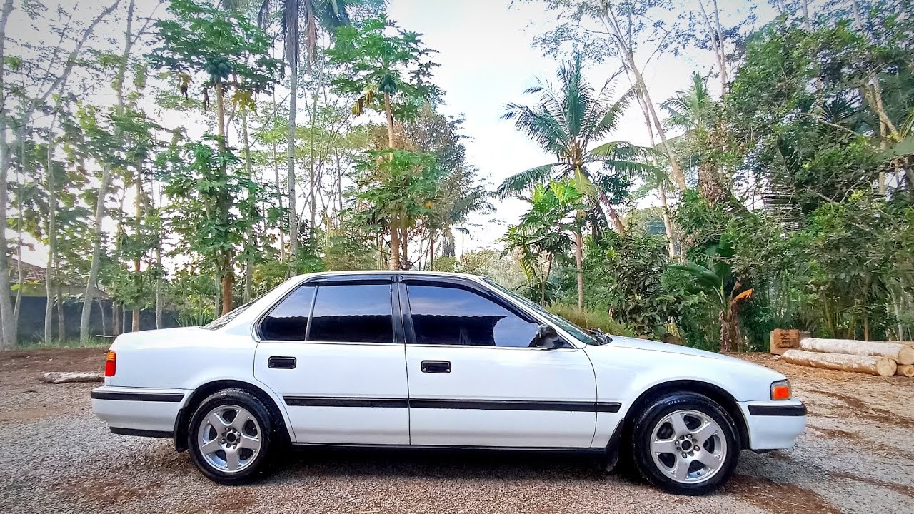 Dijual Honda Accord maestro putih bersih