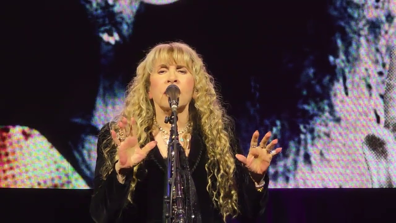 Stevie Nicks ~ Stop Dragging My Heart Around ~ Live @ T-Mobile Arena, Las Vegas NV 10/11/25