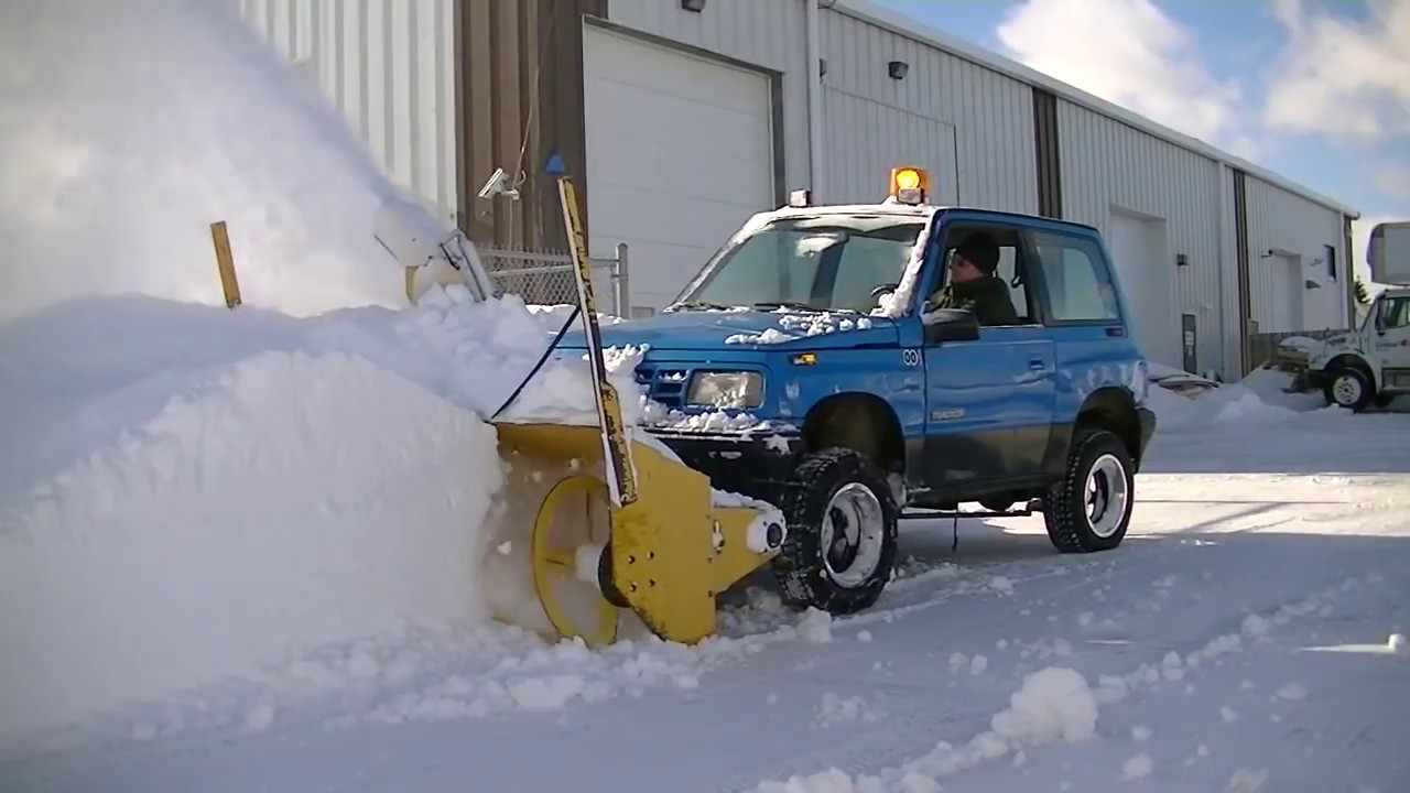 Homemade truck snowblower (chevrolet Tracker)