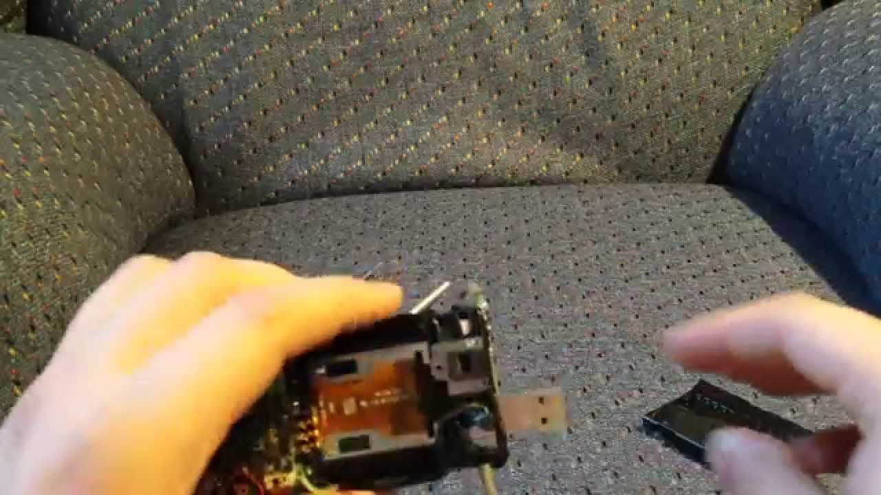 The Sony Bloggie Touch HD Has A Replaceable Battery