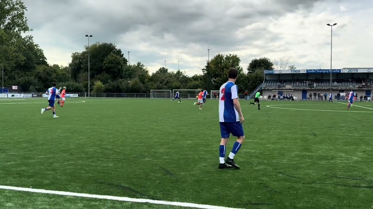 SV Loosdrecht 1 tegen Benschop op 13 september 2025