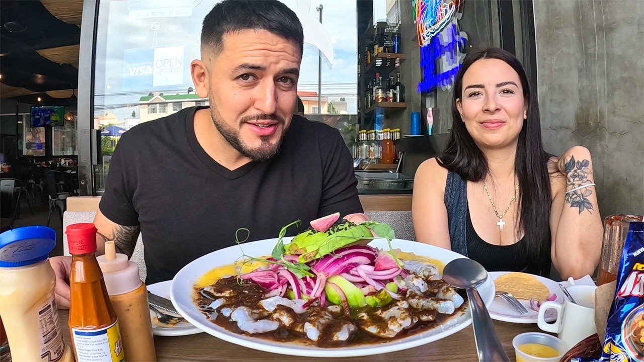 Spicy Lunch With Mexican Girl 🇲🇽🌶