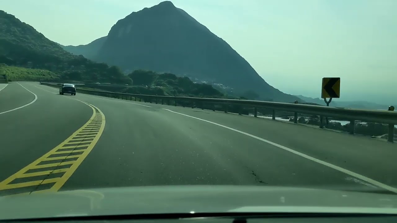 New Taipei Drive: Route 106 and scenic coastal road in a Toyota Corolla 新北市開豐田車在鄉下區